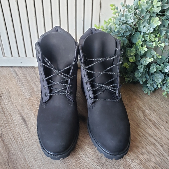 New Timberland Men's 6-Inch Premium Quilted Black Boot 400 Gram Size 10 - Picture 3 of 10